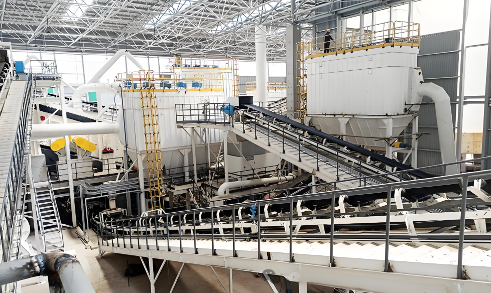 鄭州樸華科技現代化除塵設備生產車間內部