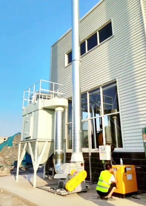 鄭州樸華科技工程師現場安裝調試濾筒除塵器